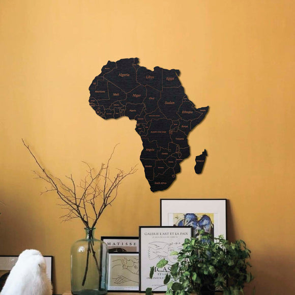 Wanddecoratie van hout | Afrika plattegrond met landsgrenzen en landnamen 